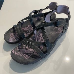 Merrell Sandals